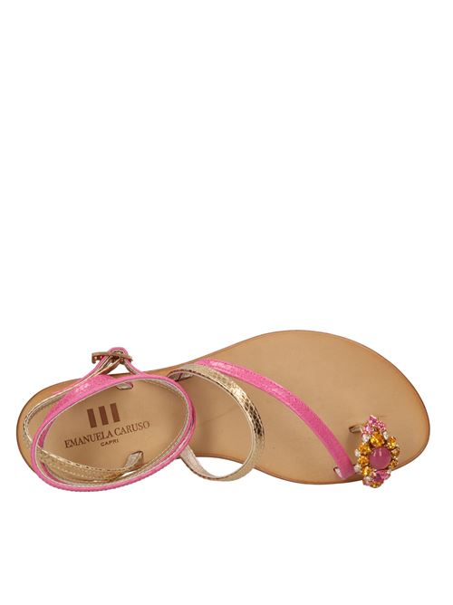 Flat leather thong sandals EMANUELA CARUSO | R05/BT10TAMPCUOIFUXIA-ORO